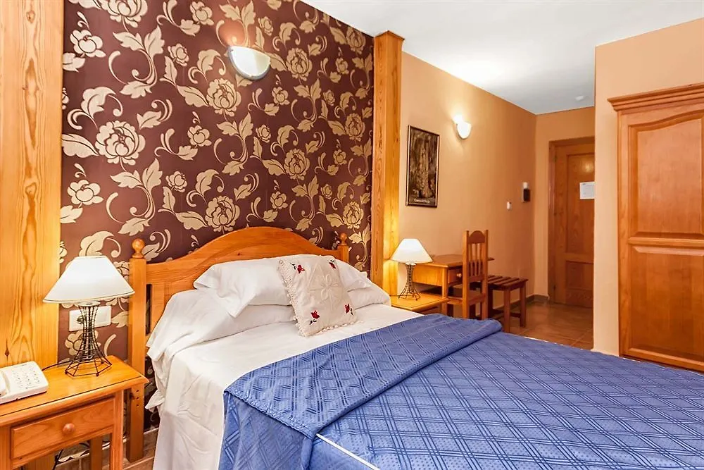 Hotel Al-Andalus Nerja 3*,